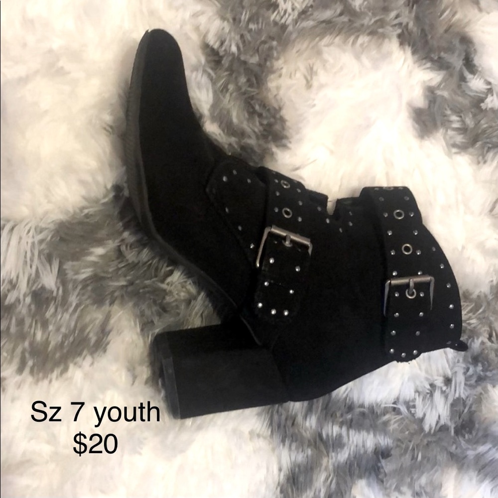 Metaphor boots
